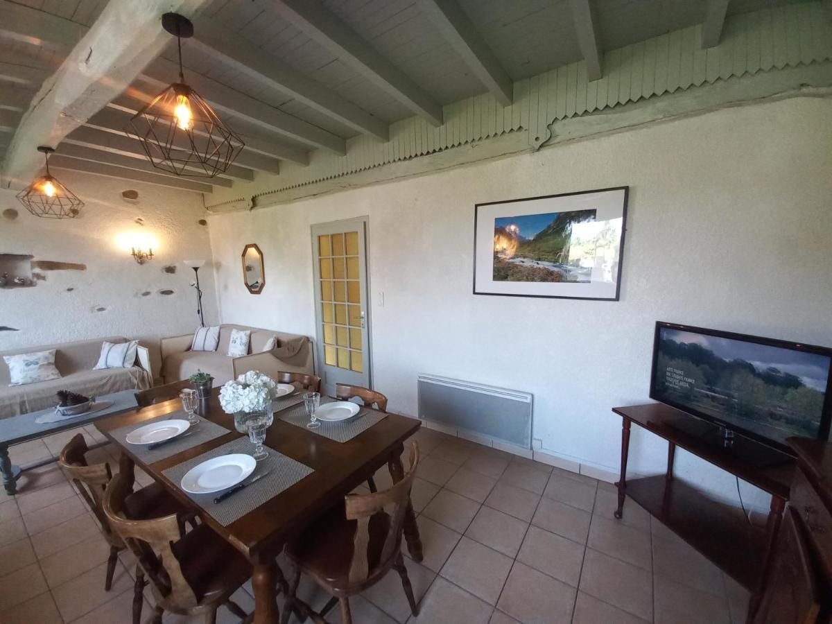 Maison De Vacances Adé Eksteriør bilde